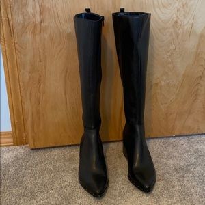 Perfect Condition Bleeker & Bond Gabbi Ring Boots